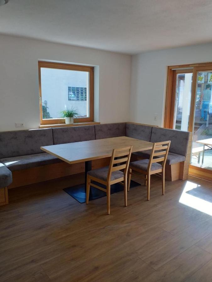 Grosszuegiges Apartment Georg Mayrhofen Barrierefrei Hollenzen Экстерьер фото
